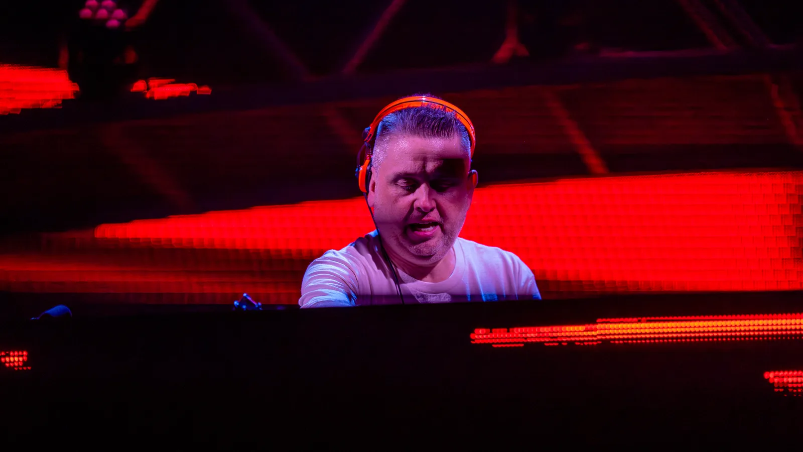 I Love the 90's: 2 Brothers on the 4th Floor neemt afscheid