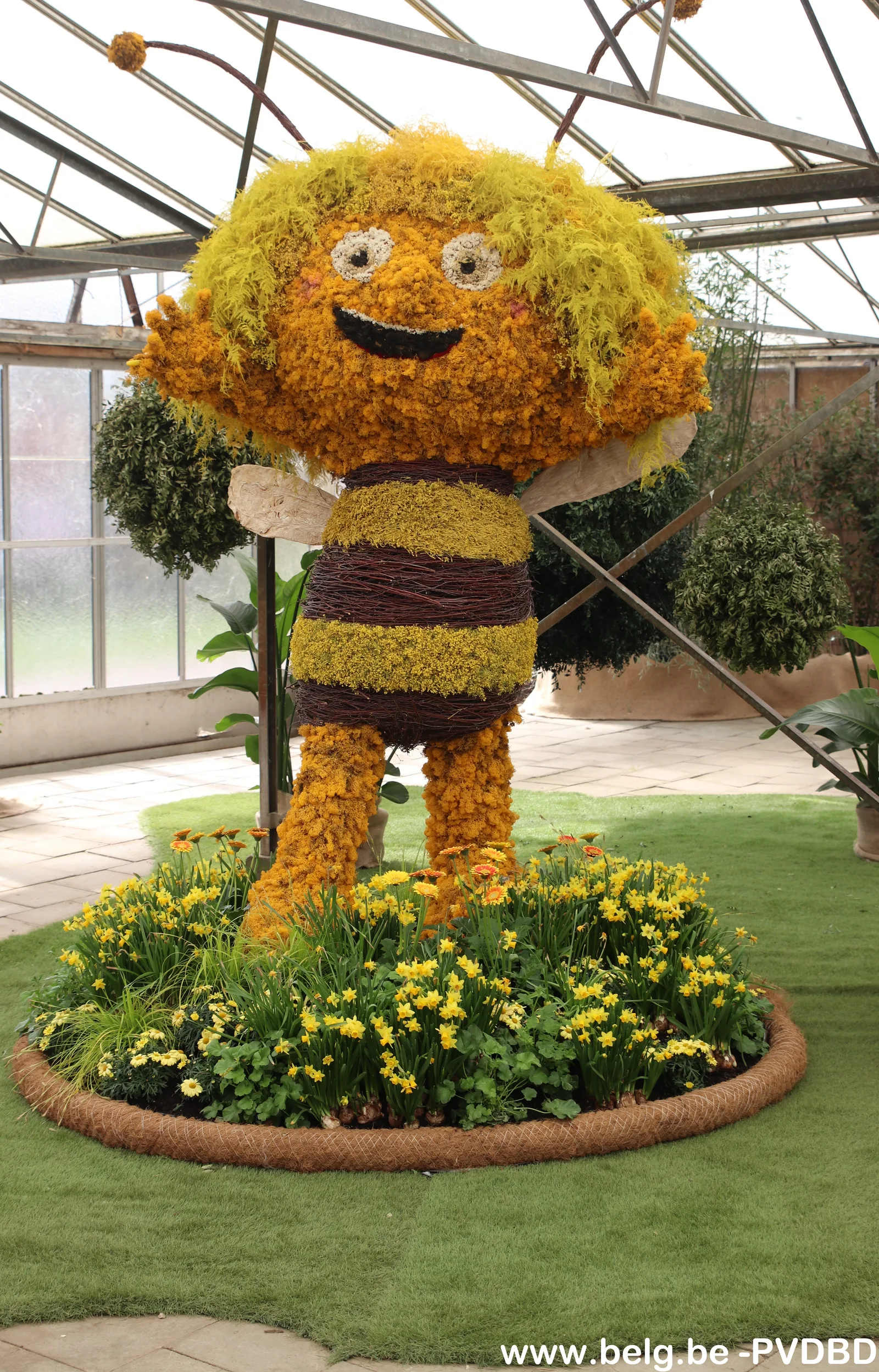 Floralia Maya De Bij in bloemen