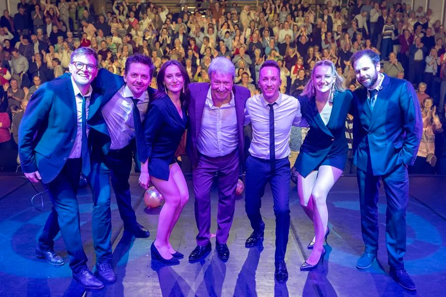 Garry Hagger viert 30 jaar 'Het Allermooiste' met gasten