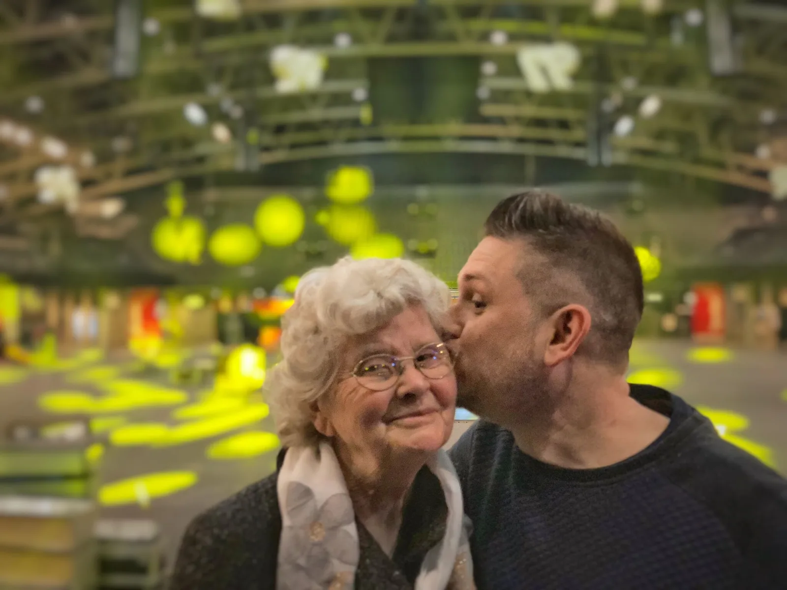 Bomma Irma (88) is klaar voor I love the 90’s