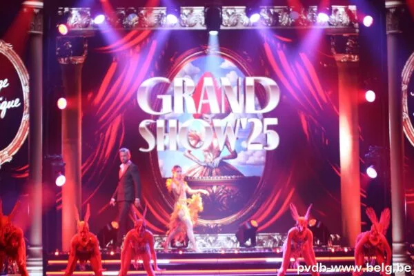 Grand Show Mirage Magic opening