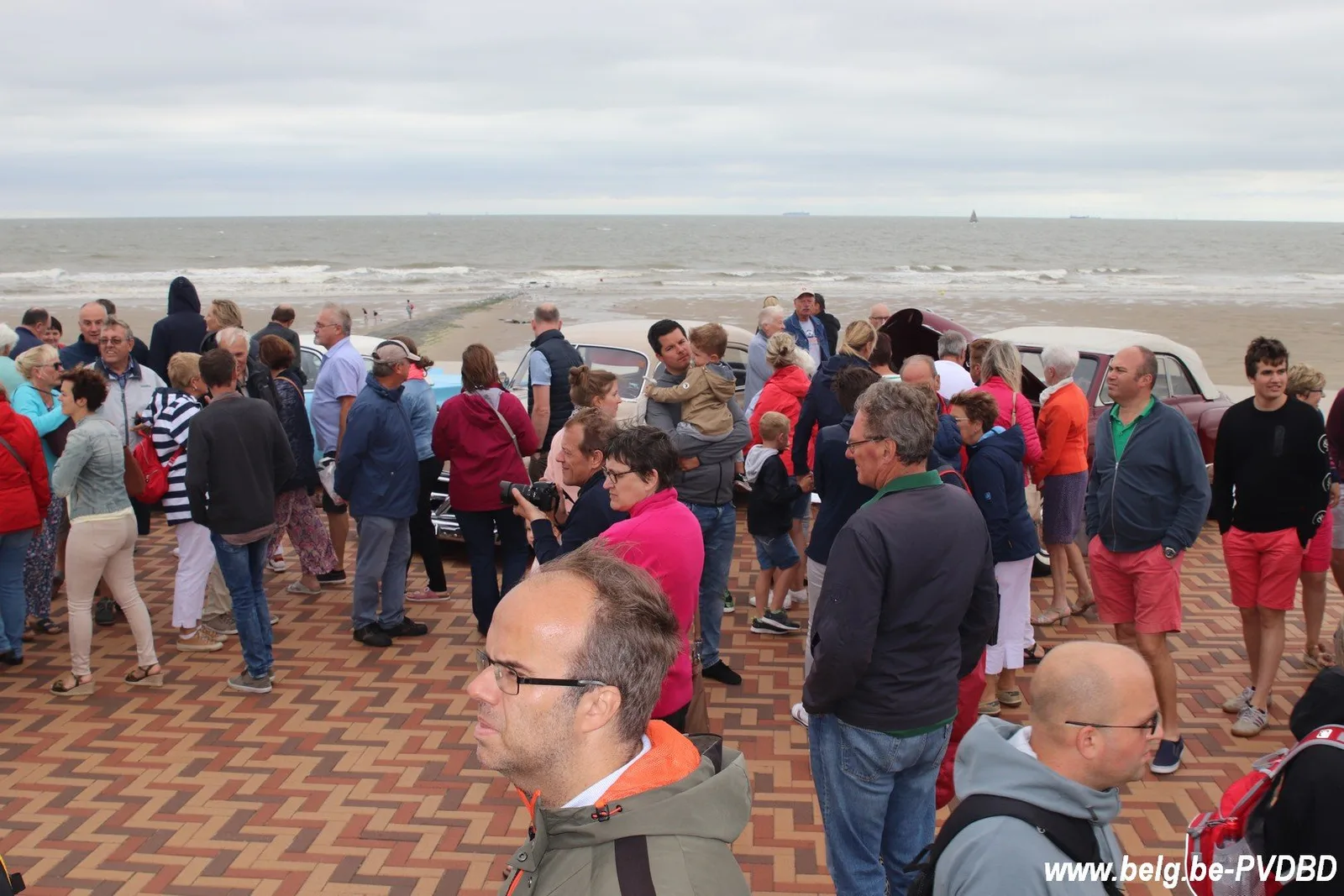 Ondanks het wisselvallige weer werd de 3de Retro Sur Mer Wenduine een voltreffer!