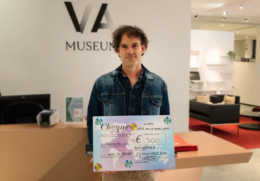 Hans De Backer uit Moerzeke wint ontwerpwedstrijd van comedygala Gouden Jefkes