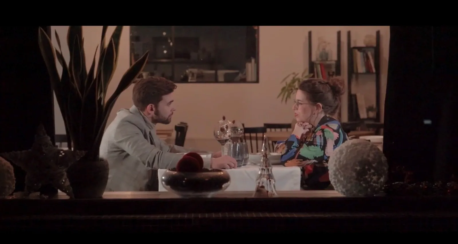 Lynn Van den Broeck maakt videoclip-debuut