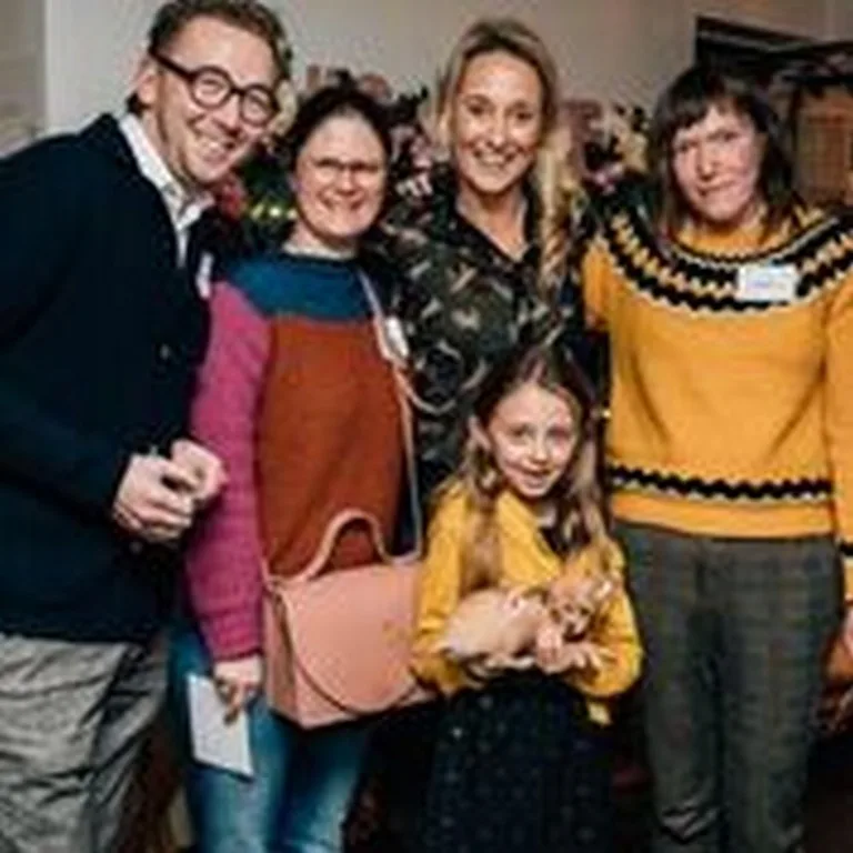 Verzorgingsproducten brengen mensen bij elkaar in Emblem