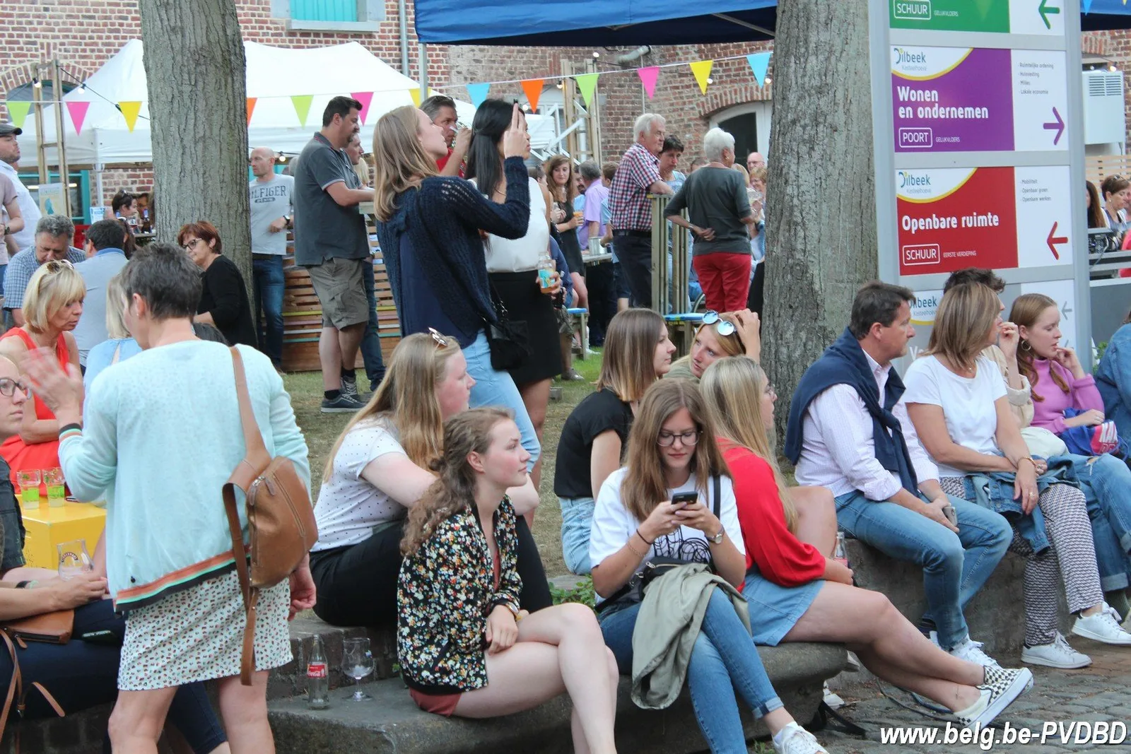 Zomercafé Dilbeek van start onder stralende zon