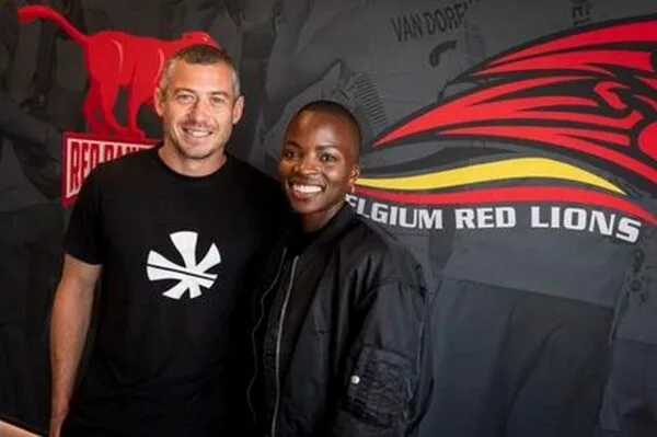 Cynthia Bolingo en John John Domen