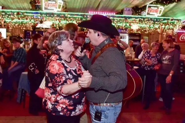 Robby Longo met zijn mamma Louba Barak