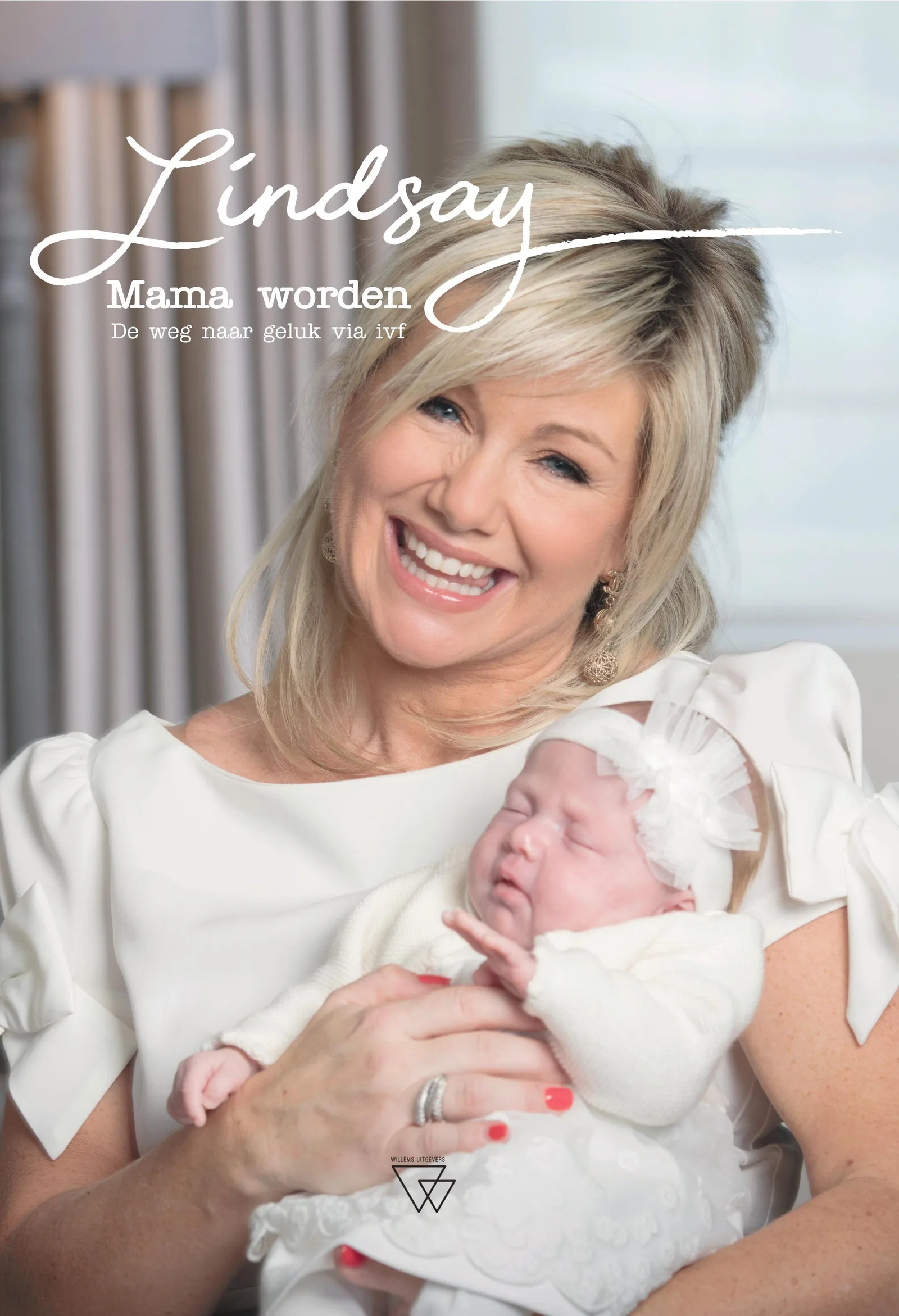 Lindsay stelt haar (dag)boek ‘Mama worden' voor in haar kinderkleding pop-up