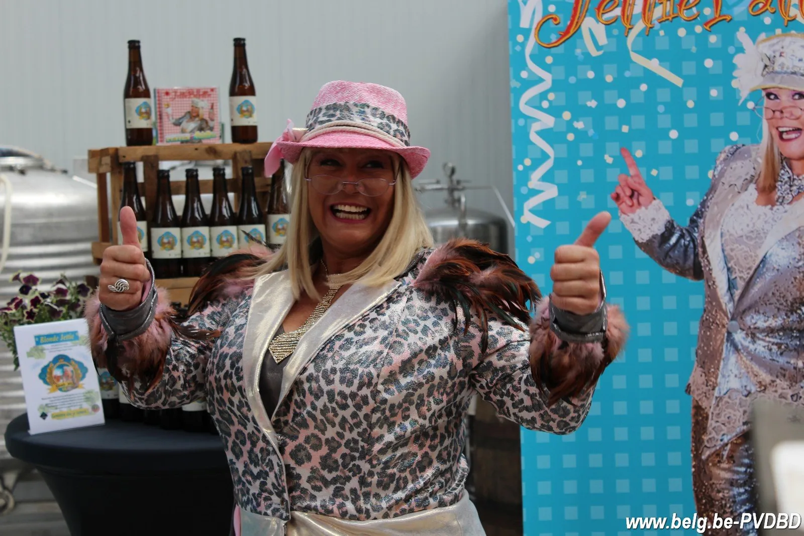 Jettie Pallettie zet met haar ‘Blonde Jettie’ Eke-Nazareth op de kaart