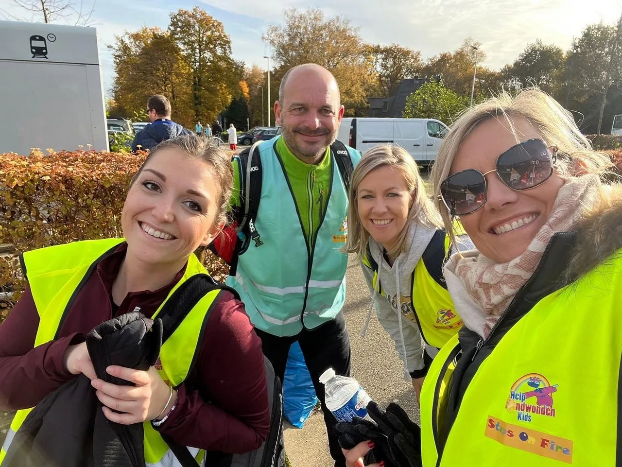 ‘Steps on Fire’-wandelaars zamelden geld in