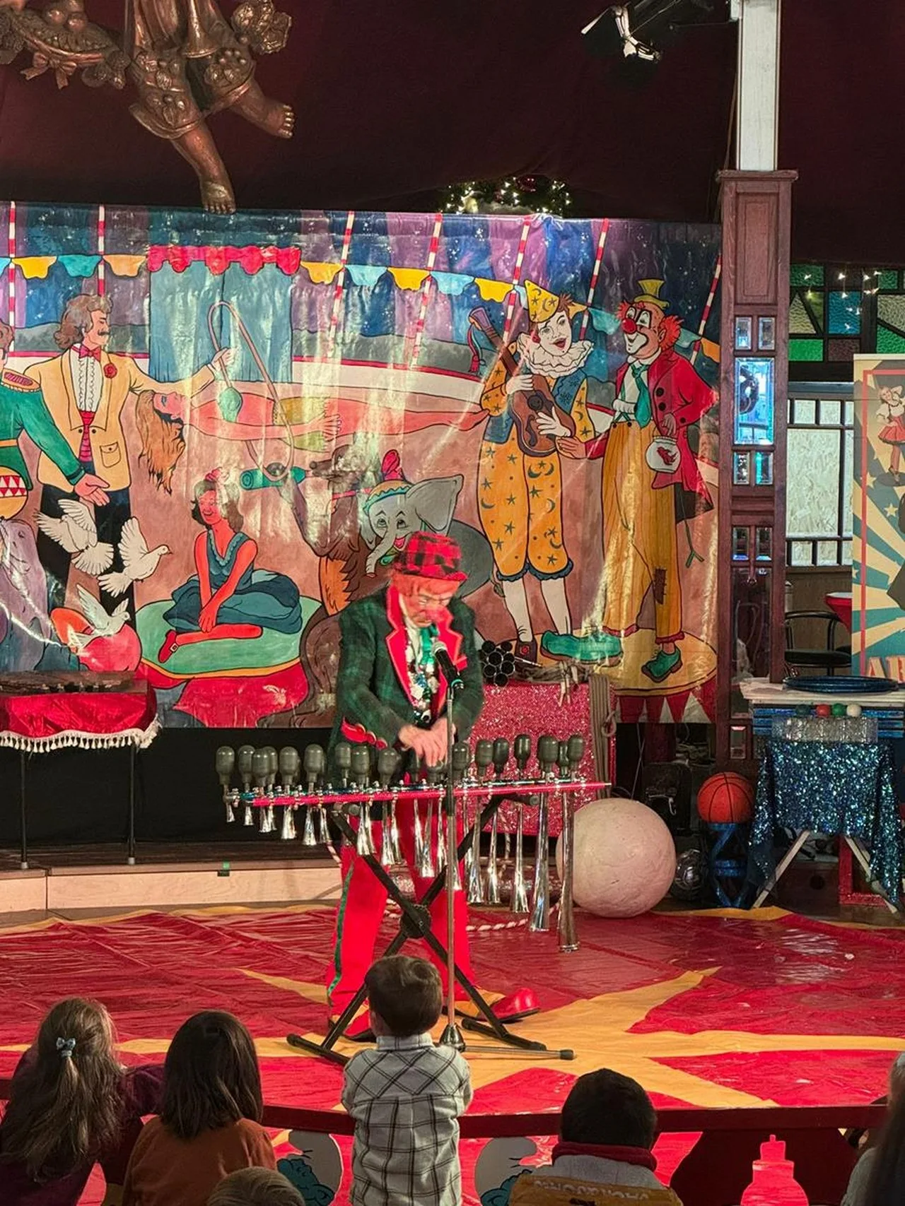 mini-circus op Winterland Hasselt kan op veel enthousiasme rekenen