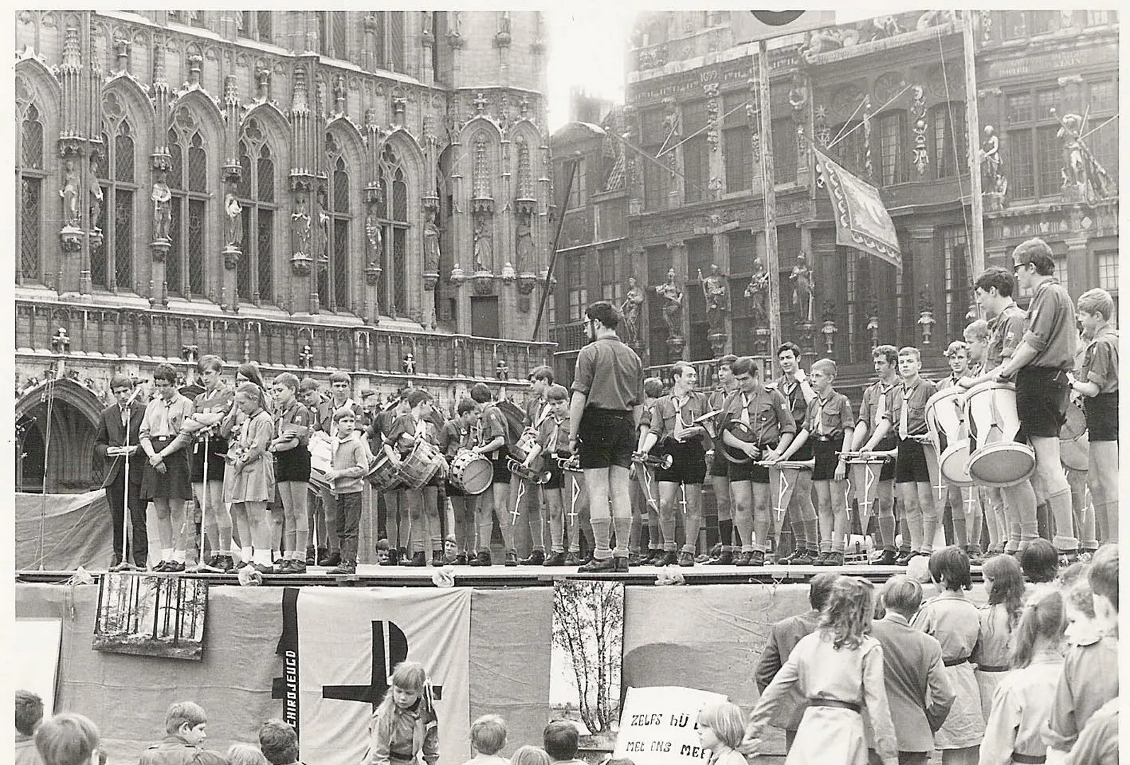 Chiro Dilbeek op Grote markt