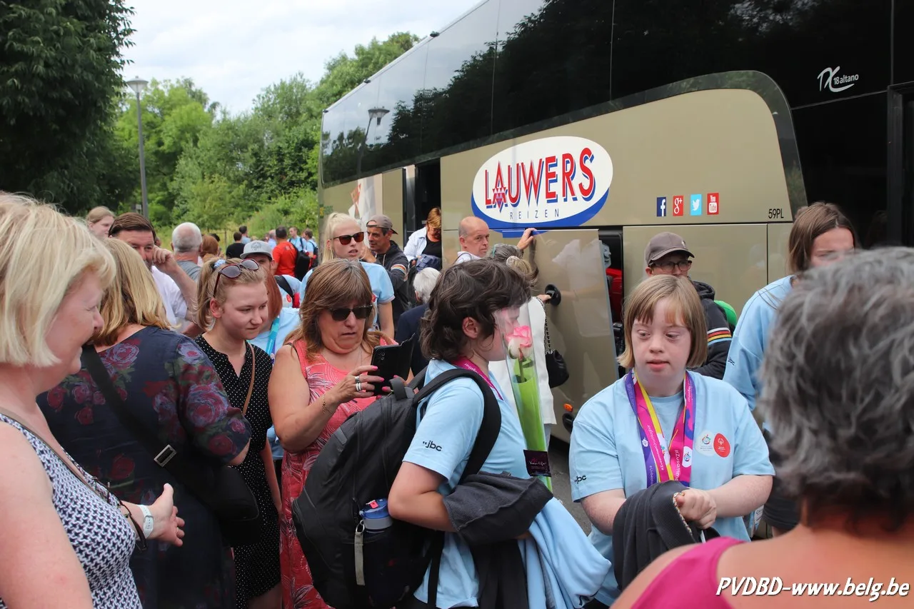 Atleten Special olympics als helden onthaald