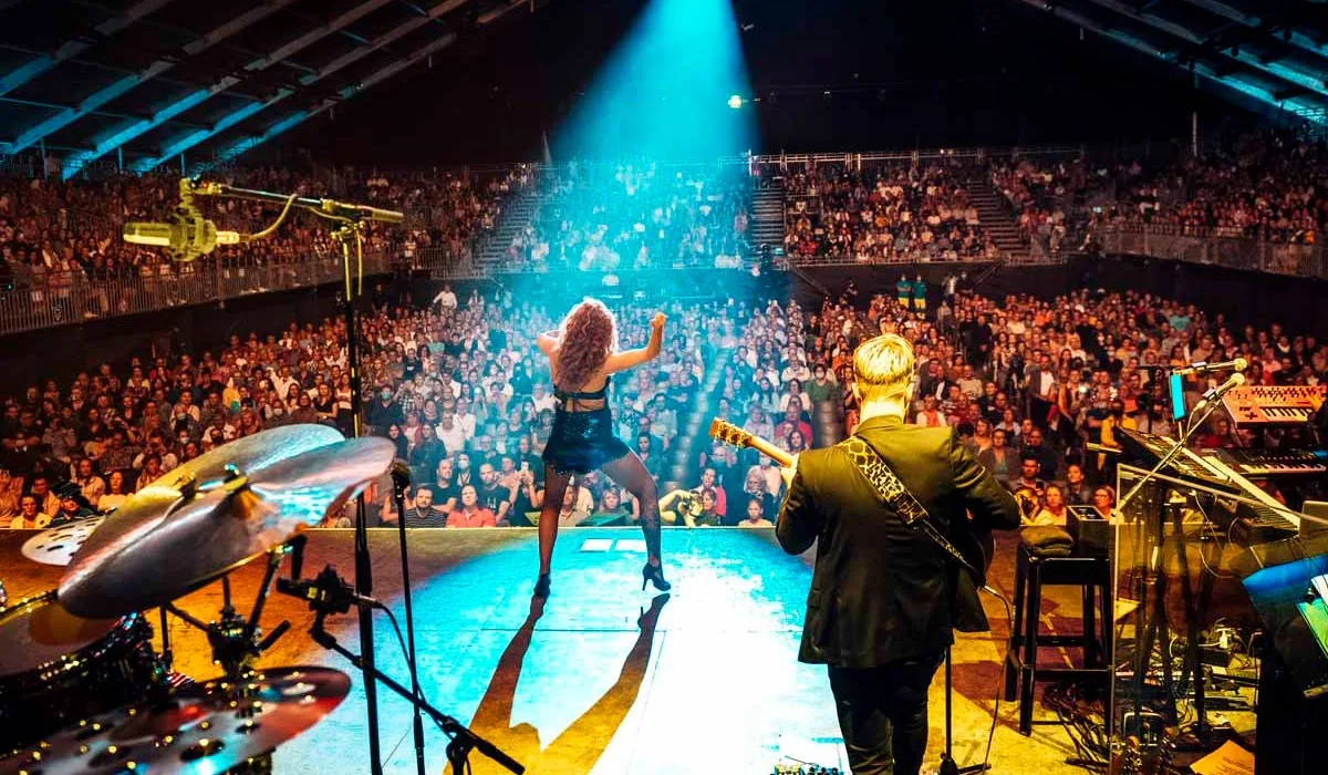 Natalia speelt Middelkerke plat