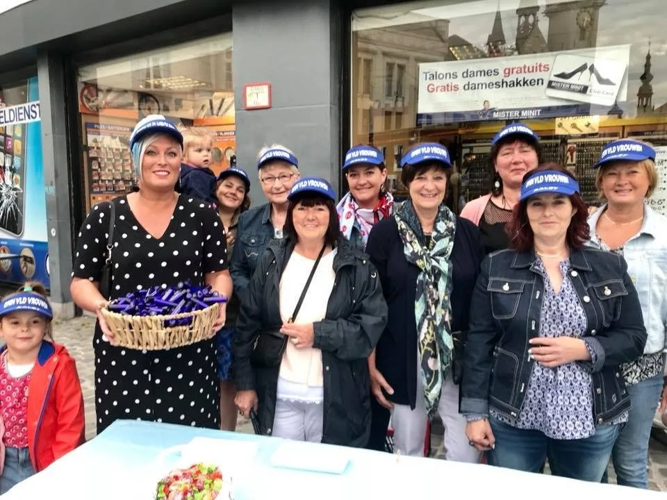 Open Vld Vrouwen liepen Aalst plat met Moederdag