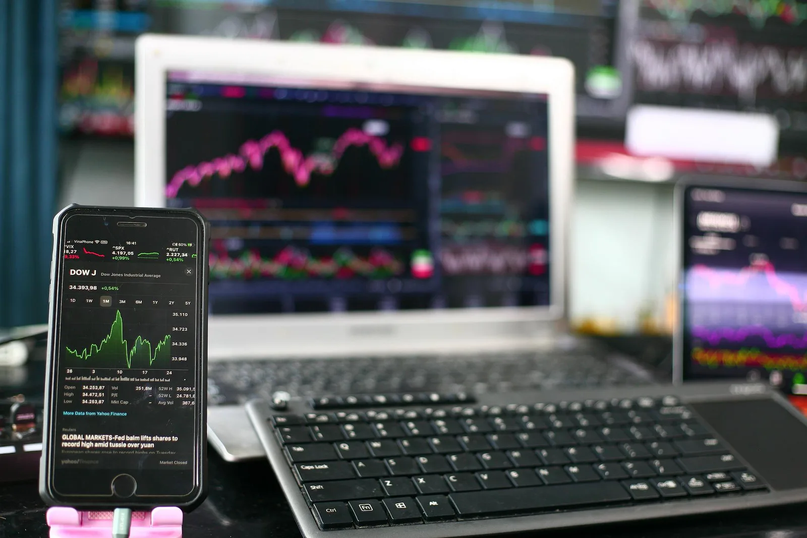 Kun je het handelen in cryptocurrency volledig aan computers overlaten ?