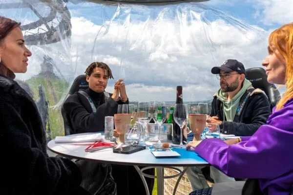 Dinner In The Sky 2025 Aster Nzeyimana, Lize Feryn