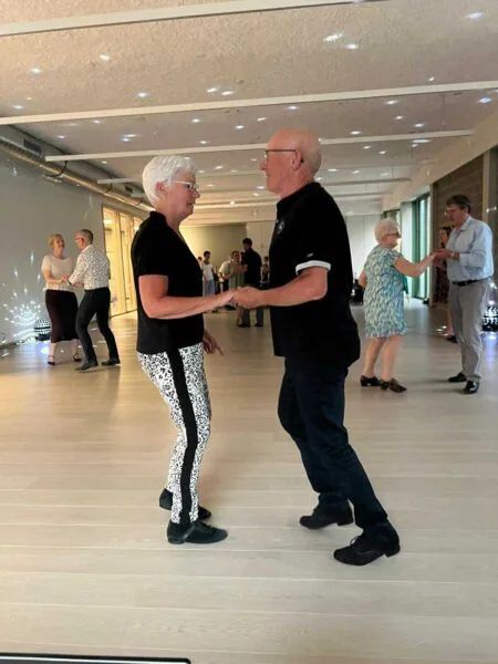 Dansen Step By Step ouder paar