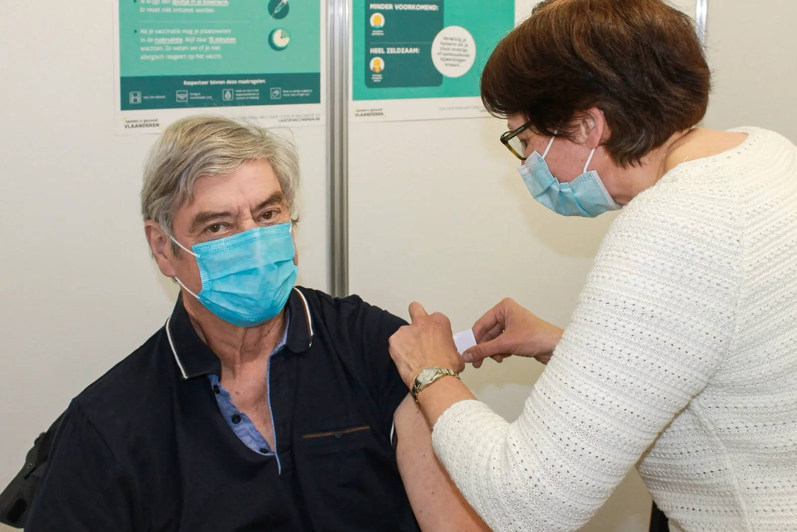 Piet Vervondel krijgt in Dilbeek 10.000ste spuit