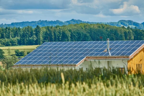 Uw zonnepanelen op andermans dak