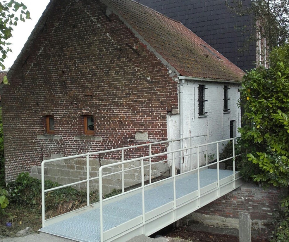 Nieuw brugje achter Beukenhof in Aalst - brug beukenhof