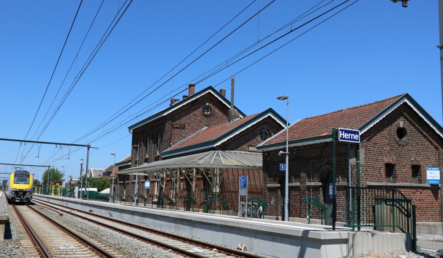 NMBS zoekt koper voor stationsgebouw van Herne - station herne nmbs
