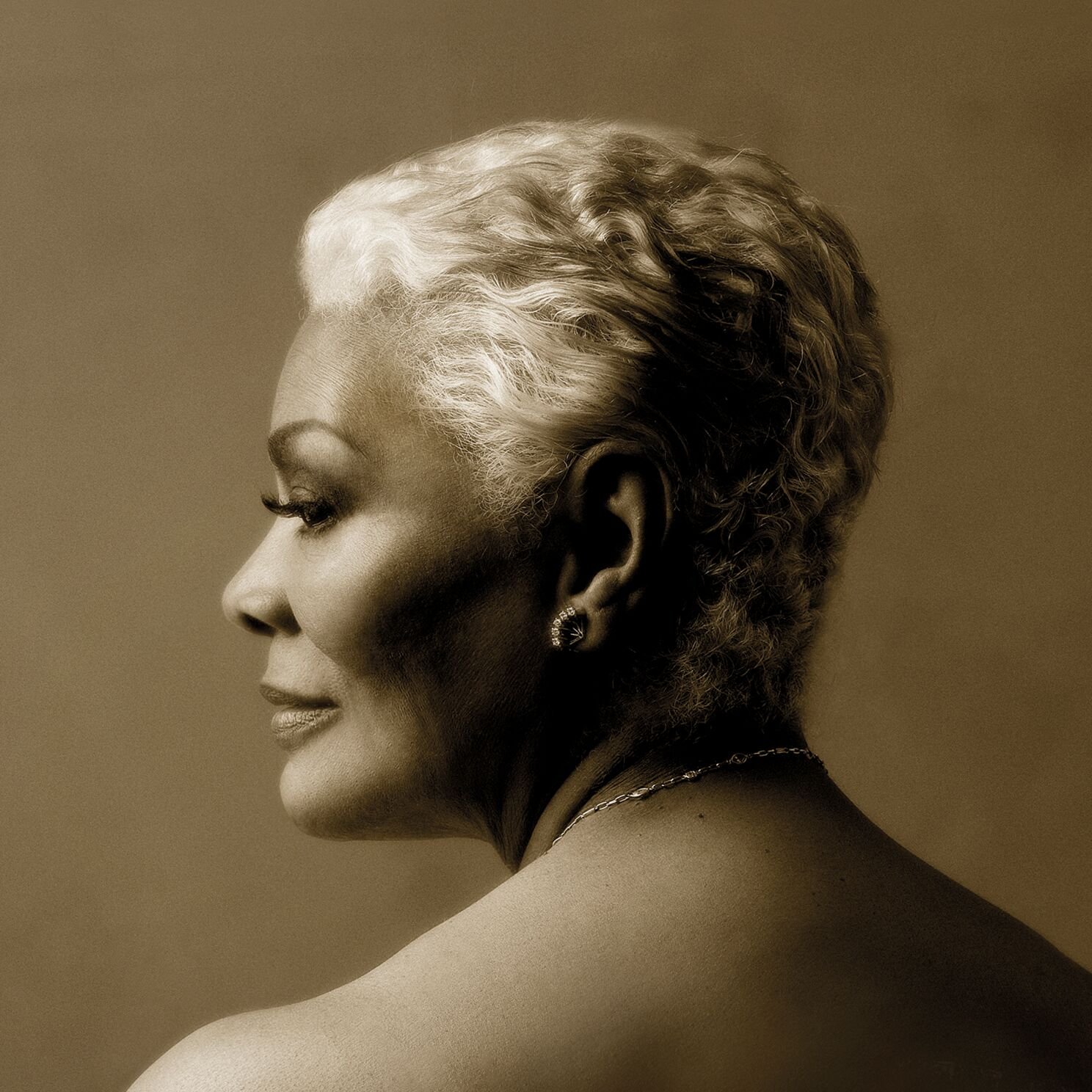 Soullegende Dionne Warwick komt 27 september 2018 naar Kursaal Oostende. - dionne now preview