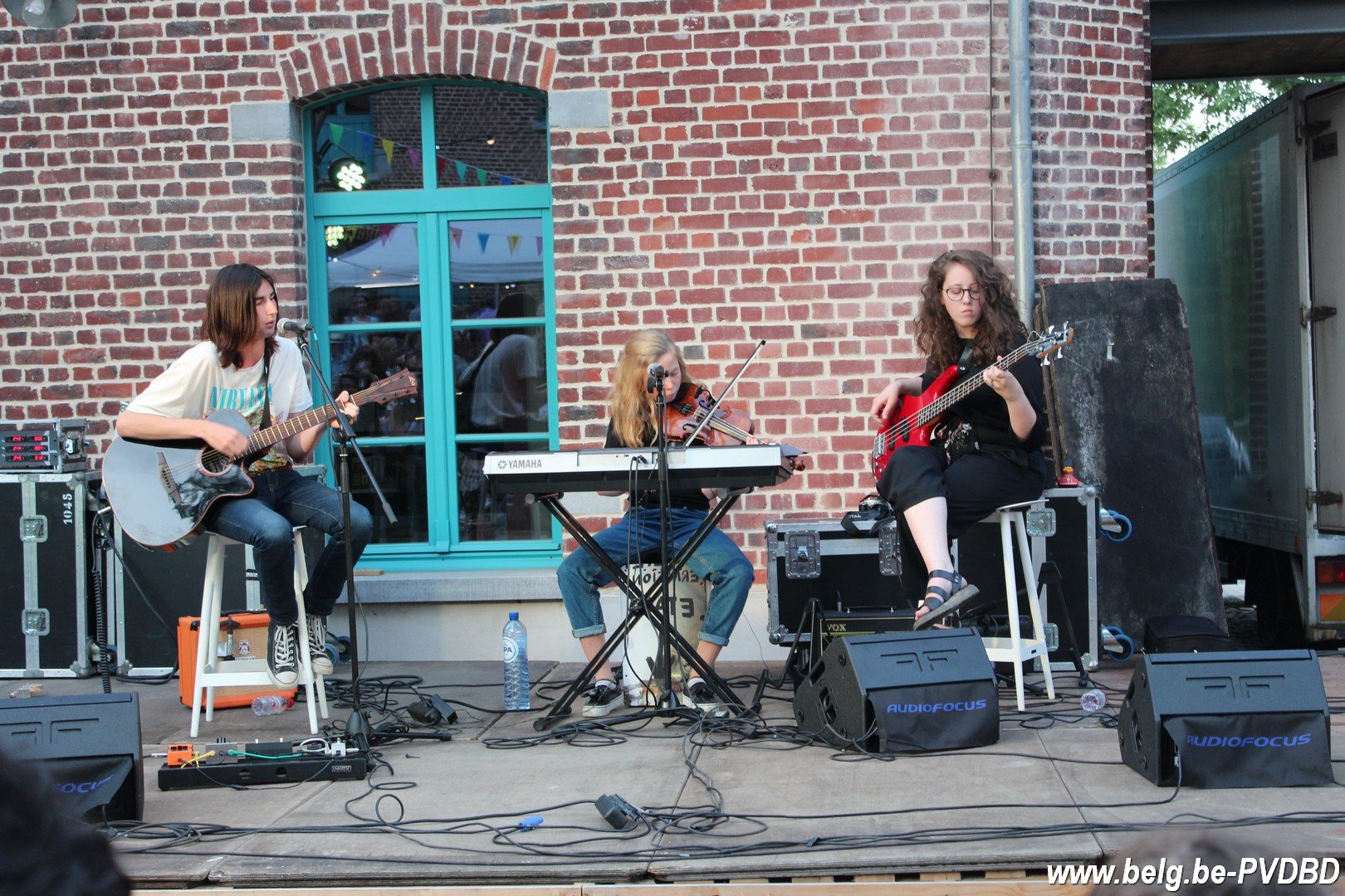 Zomercafé Dilbeek van start onder stralende zon - IMG 8266