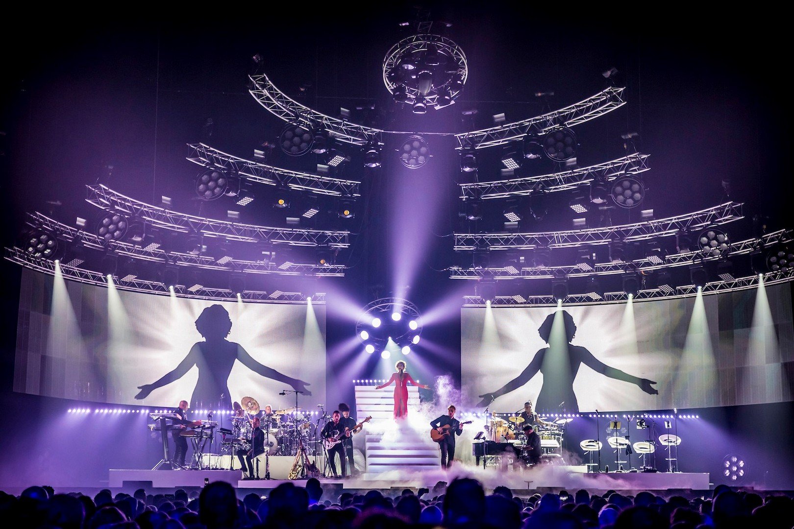 Glennis Grace eert Whitney Houston met groots concert in Lotto Arena Antwerpen - Glenny Grace 1