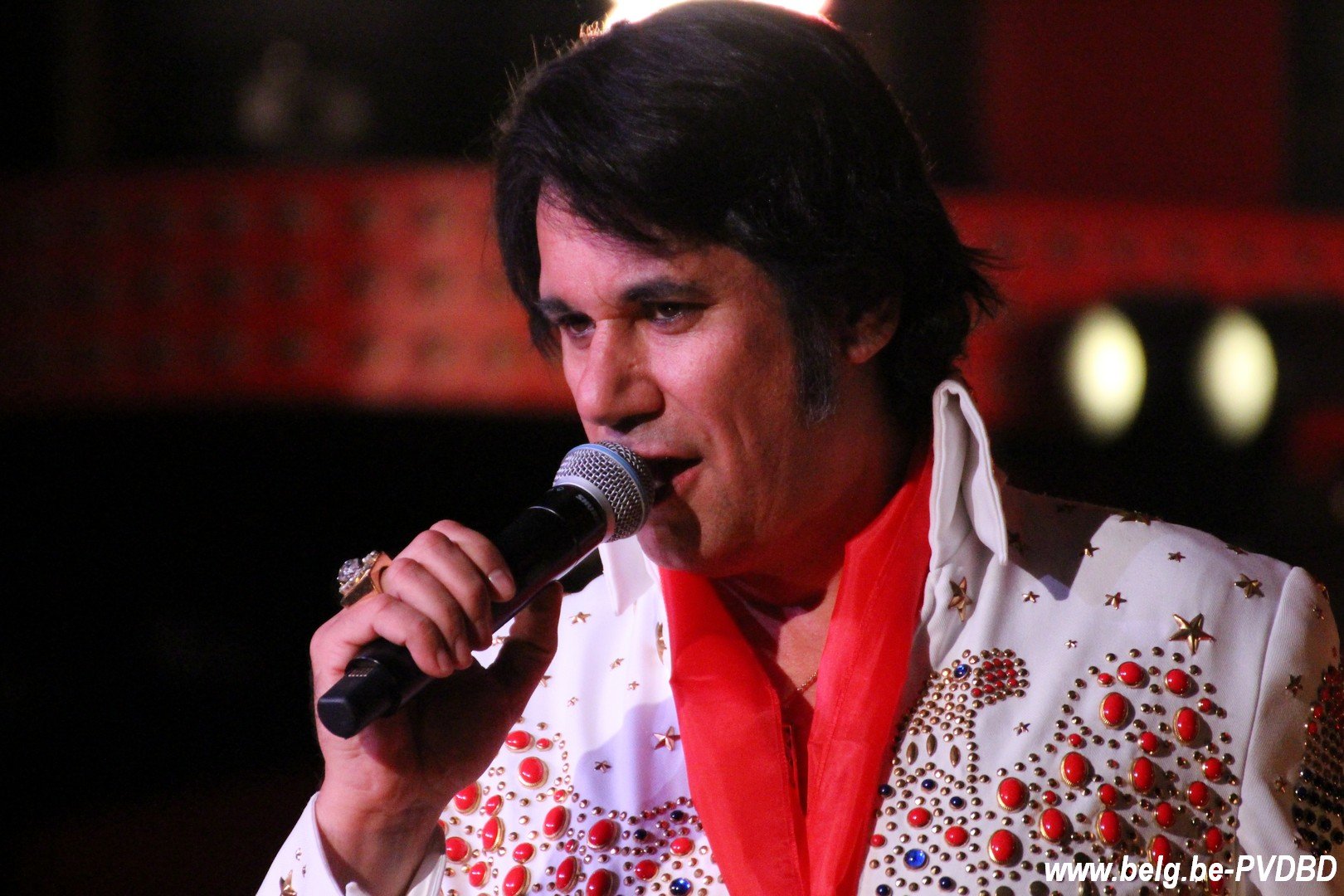 Elvis (Steve Ryckier) komt naar Londerzeel op 16 mei 2020 - IMG 6659