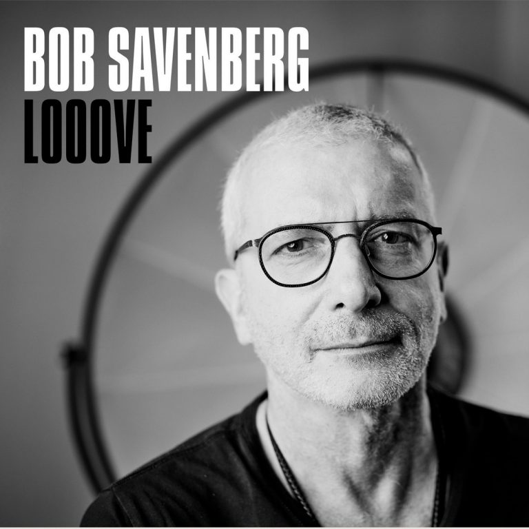 Bob Savenberg deelt veel liefde en een oorwurm