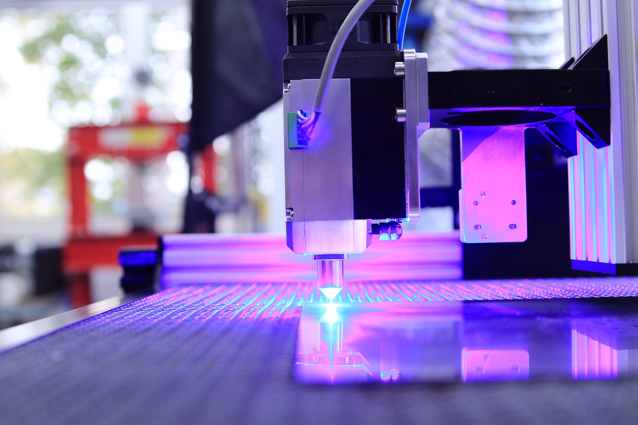 Lasersnijden: Wat Is Het En Hoe Werkt Het? - Lasersnijden Metaal - Voet-Lasercutting.be thumbnail