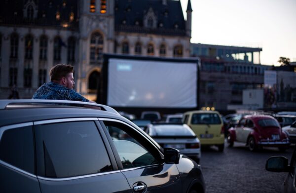 BIOSKOOP keert terug in de tijd