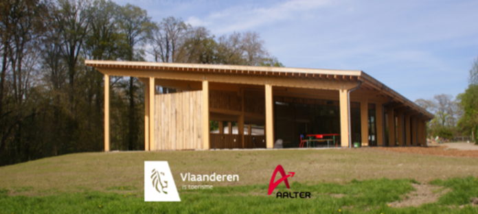 Nieuwe hoevesite Kasteel van Poeke open