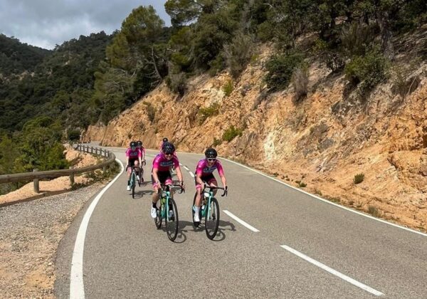 Stage De Ceuster Bonache Cycling Team Spanje sfeerbeeld