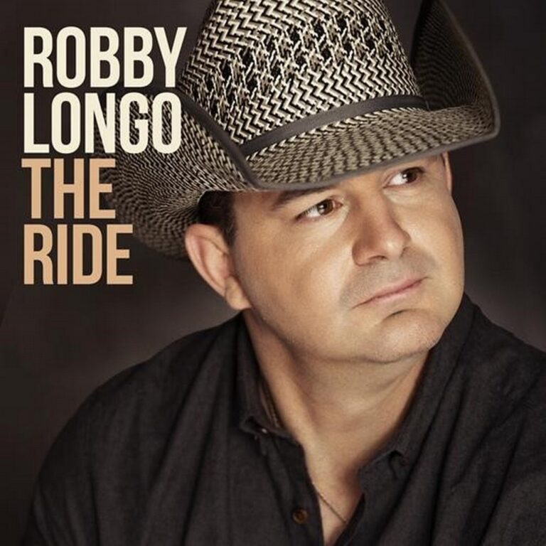 Robby Longo viert 10 jaar carrière