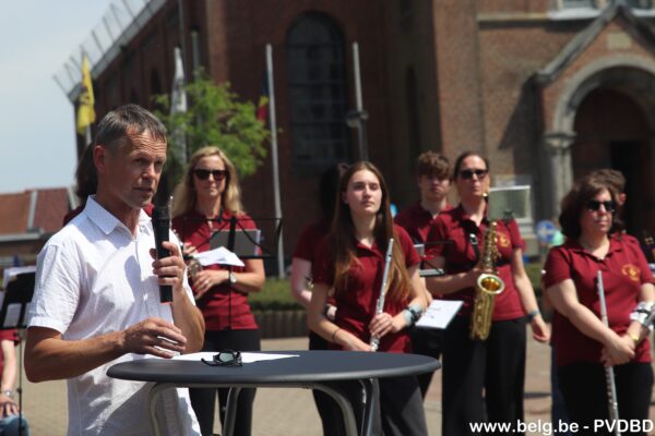 Commandant Marc Van Hoegaerden
