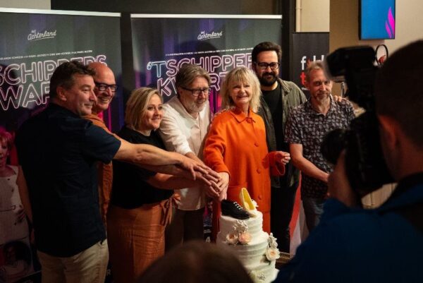 't Schipperskwartier cast met taart