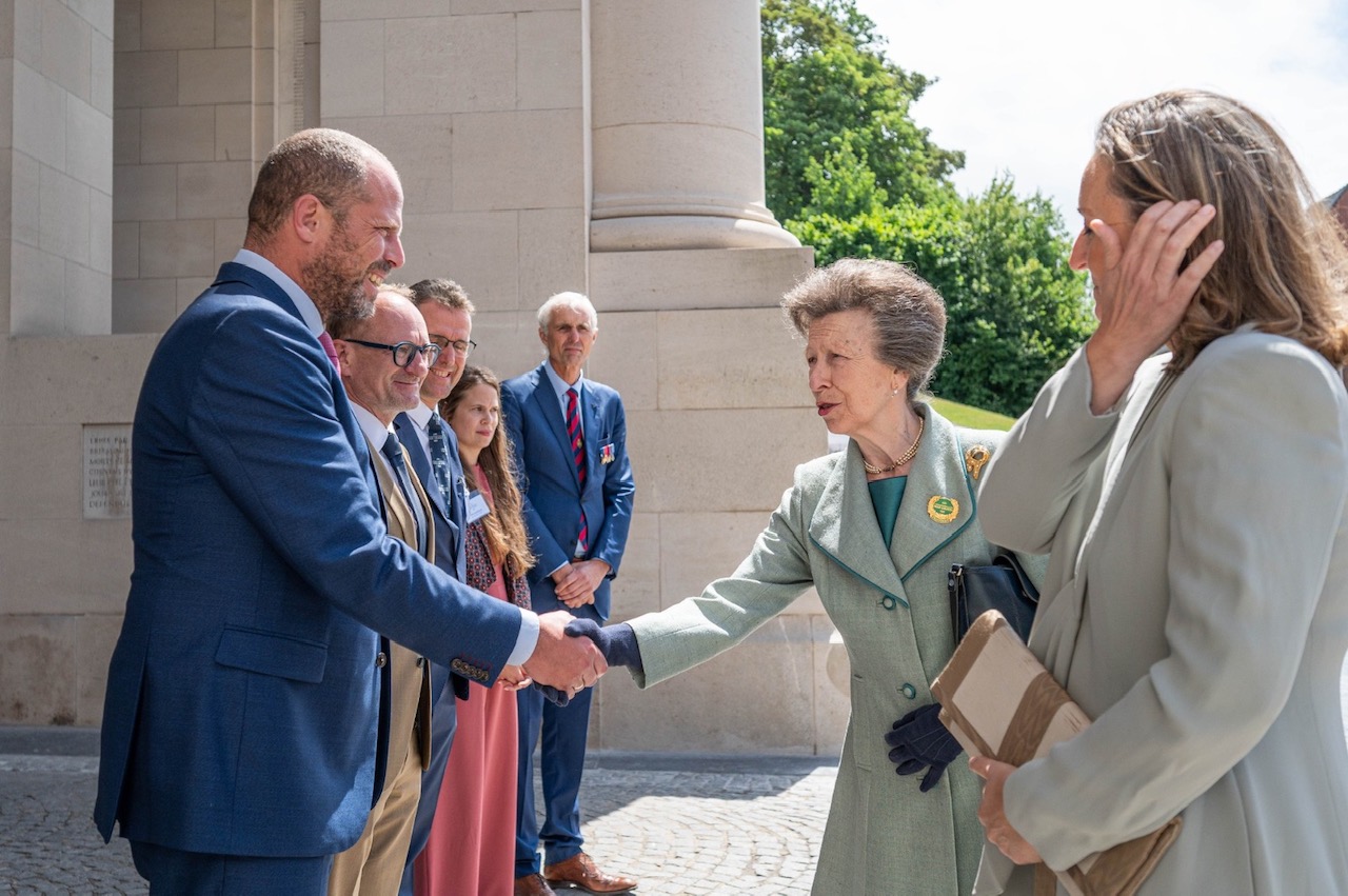 Feestelijke inhuldiging voor gerestaureerde Menenpoort in Ieper foto kabinet weyts