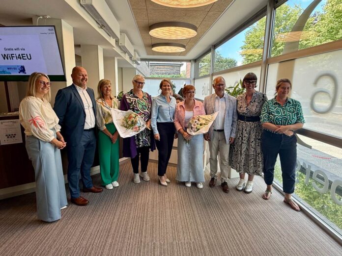 Minister Van Bossuyt bezoekt Sociaal Huis Destelbergen-Heusden