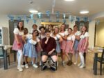 Quietas viert Duitslandweek personeel in Beierse klederdracht