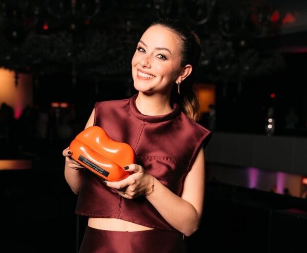 Bisou Awards shauna Dewit