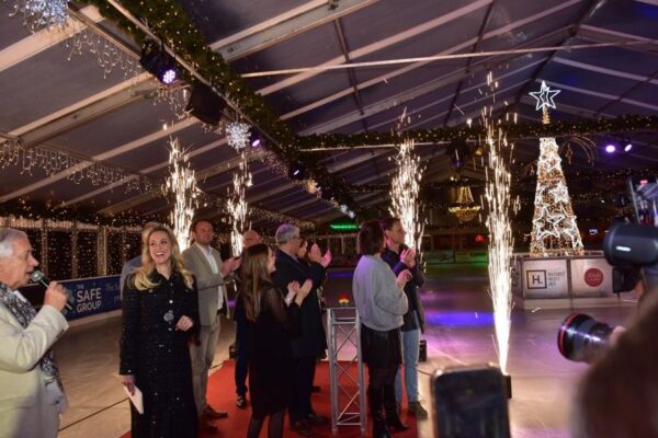 Winterland Hasselt met Sterk openingsweekend ondanks het matige weer 2 Winterland Hasselt 2025 ijspiste