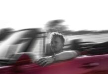 Snelle gaat volle gas met zijn Paarden uit Stuttgart Snelle Paarden Uit Stuttgart