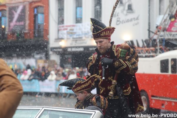 Aalst viert drie dagen en nachten carnaval en begint in de sneeuw 3 Aalst Prins Joshy