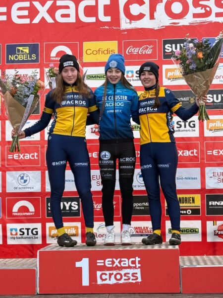 Zita Peeters pakt opnieuw winst in Sint-Niklaas 2 Zita Peeters podium Sint-Niklaas