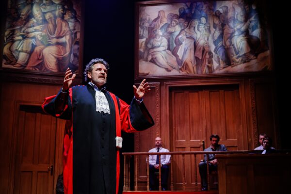 Assisen Live De kermismoord Roel Vanderstukken